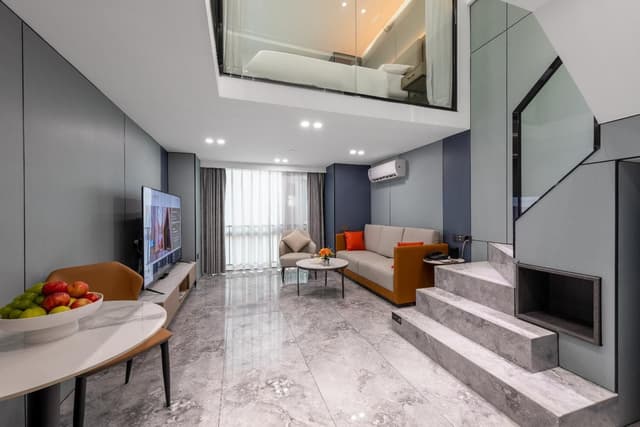 Deluxe Triple Suite