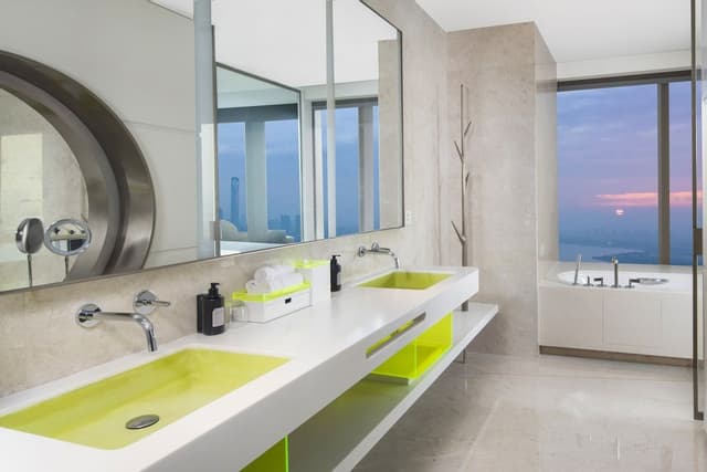 Cool Corner Suite, 1 Bedroom, Lake View