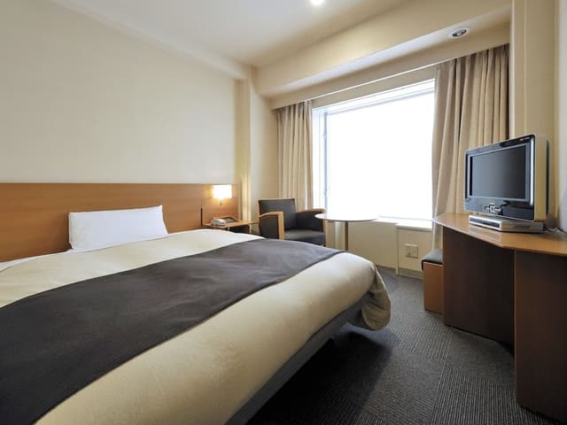 Double Room, Smoking