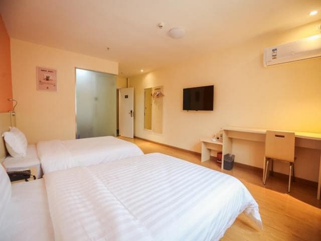 Corporate Twin, Guest room, 2 Twin/Single Bed(s), City view