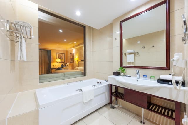 Superior Suite