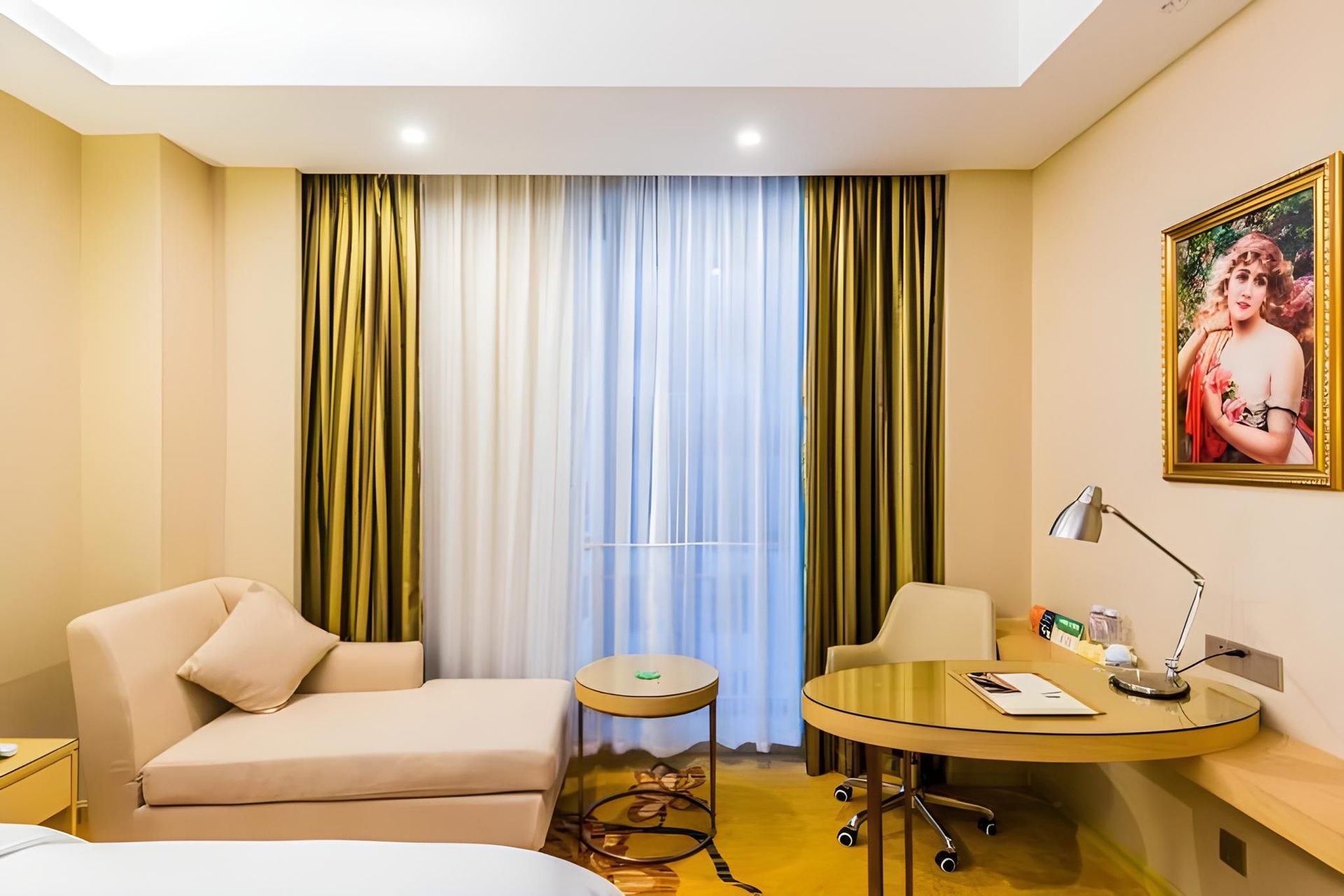 เวียนนา อินเตอร์เนชั่นแนล โฮเต็ล กวางตุ้ง หยุนฟู ซินซิง นิวซิตี้สแควร์ (Vienna International Hotel Guangdong Yunfu Xinxing New City Square)3