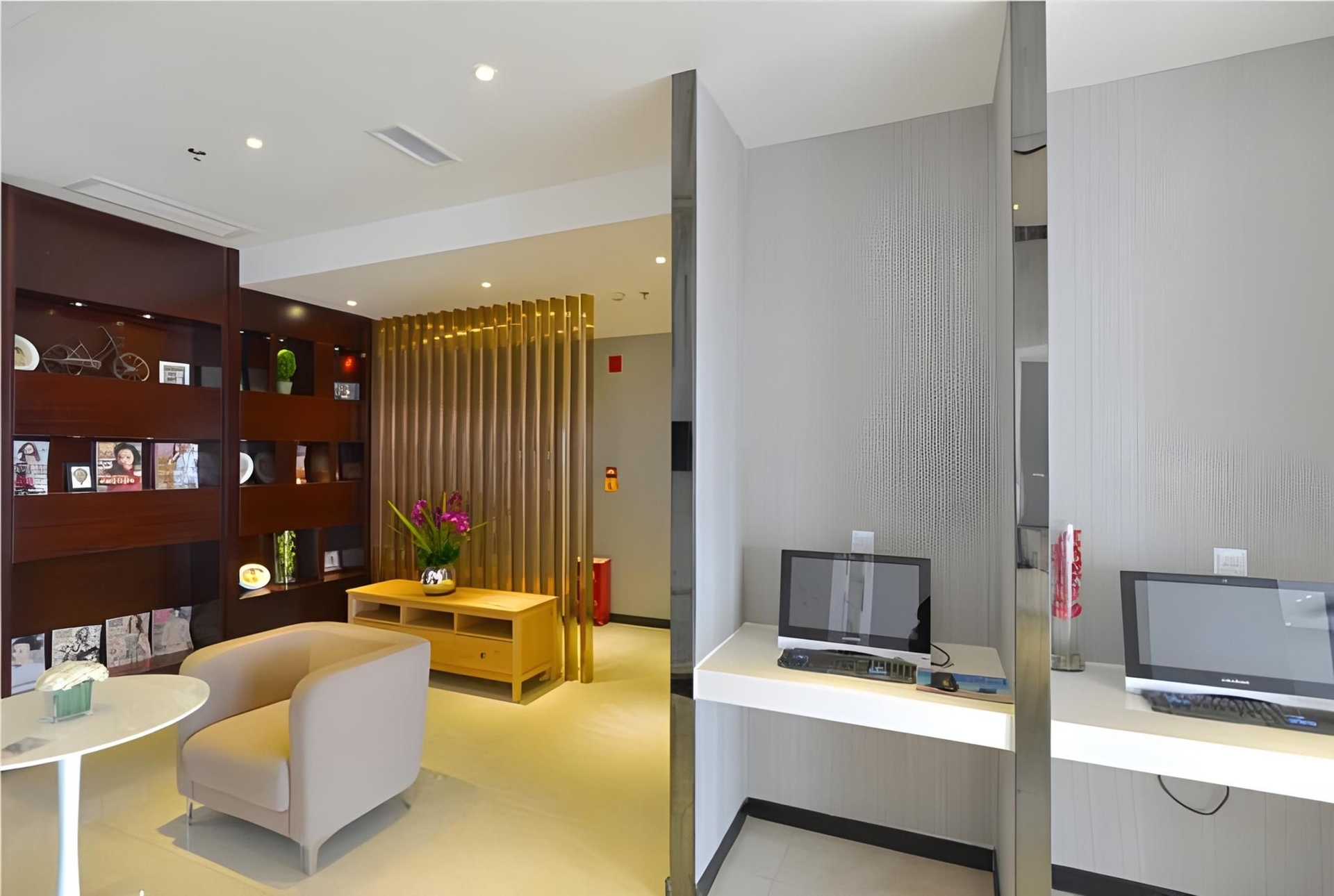 ซิตี้ คอมฟอร์ต อินน์ อานซุน ผิงปาดิสตริก กัฟเวิร์นเมนต์ (City Comfort Inn Anshun Pingba District Government)1