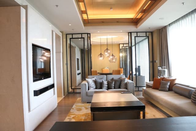 Suite, 1 Bedroom, Lake View