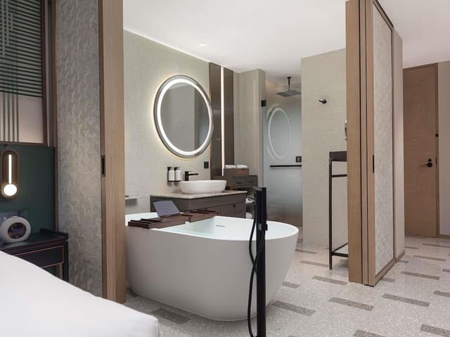 Deluxe Room, 2 Twin Beds, Balcony (Mountain Pavilion)