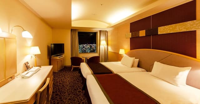 Moderate Twin Room, Smoking (High Floor)