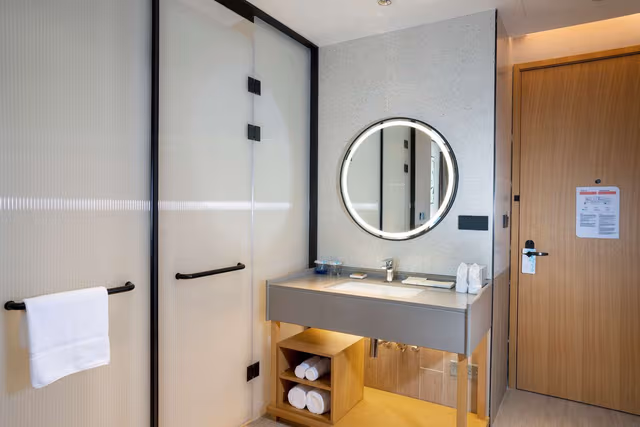 TWIN GUEST ROOM RIVER VIEW