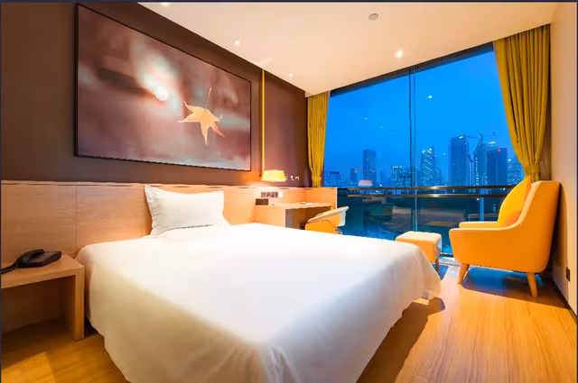 IU Compact U S Bed Room