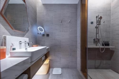 Atour Hotel Meishan Government Affairs Center1
