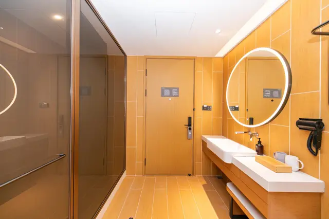 Huazhu - Destress Superior Bed Room