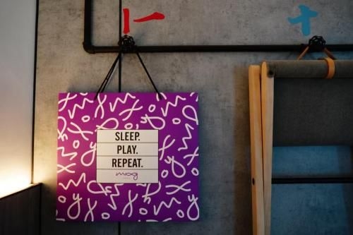 Moxy Suzhou City Centre4