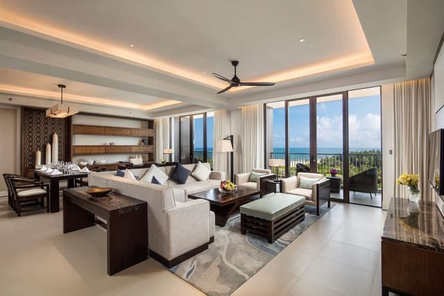 ONE BEDROOM DELUXE SUITE - OCEAN VIEW