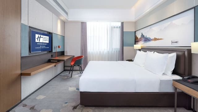 Standard Room, 1 King Bed