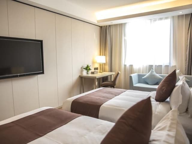 GTI - Gya Family Room