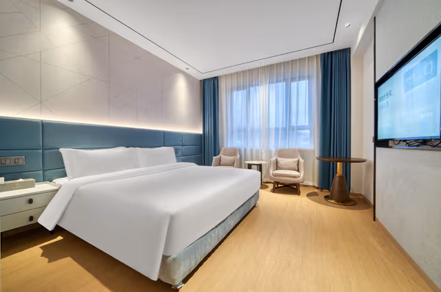 Huazhu - Superior BedRoom