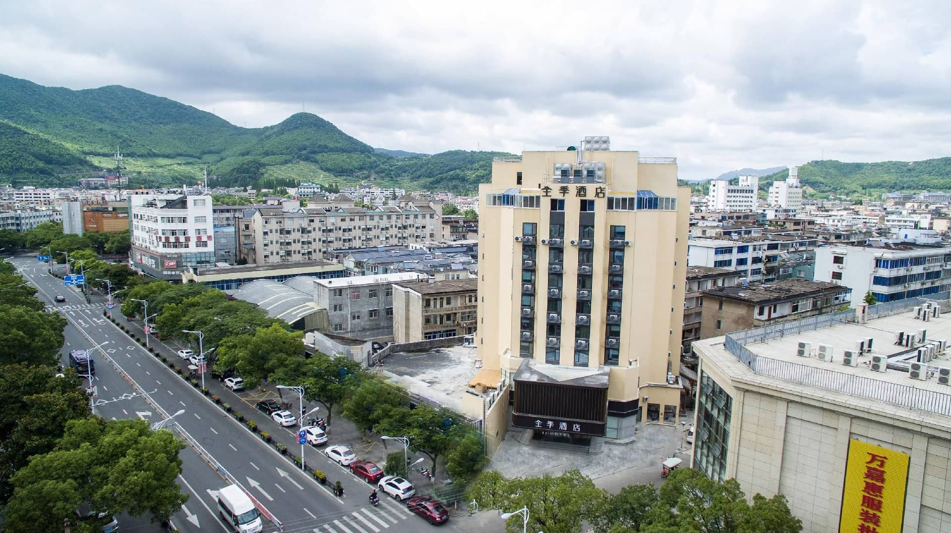 โรงแรมจี้ หนิงโป เซียงซาน โรงแรมจี้ หนิงโป เซียงซาน