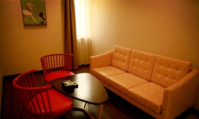 Deluxe Suite