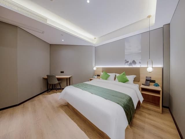 Feature Suite