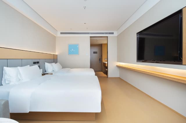 Huazhu - Business Twin Room