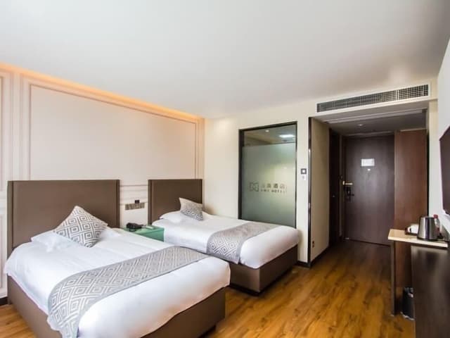 Comfort Twin Room