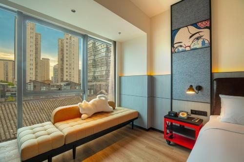 โรงแรมม็อกซี หนิงป่อ โอลด์บันด์ (Moxy Ningbo Old Bund)1