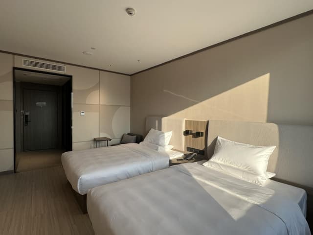 Huazhu - Twin Room