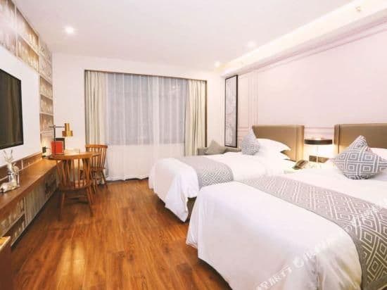 GTI - GEM Superior Twin Bed Room