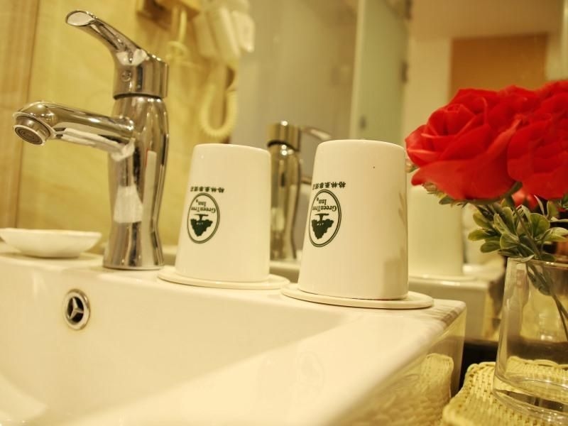 กรีนทรี อินน์ เจ้อเจียง หนิงป๋อ เซาท์เรลเวย์สเตชั่น เอ็กซ์เพรส โฮเต็ล (GreenTree Inn Zhejiang Ningbo South Railway Station Express Hotel)4