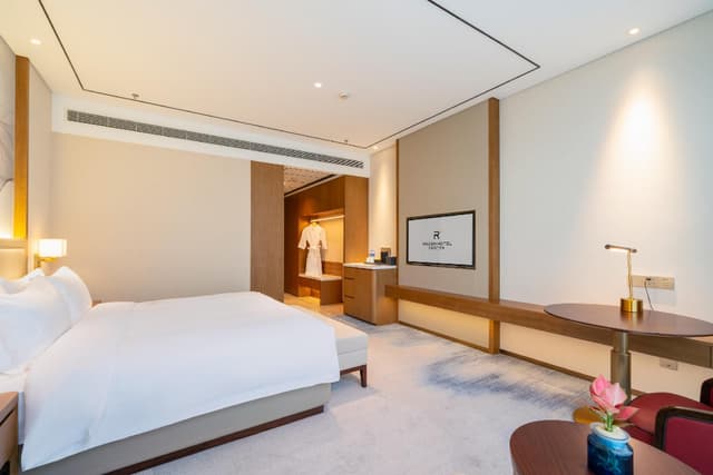 Rezen - Deluxe 1 Bed Room