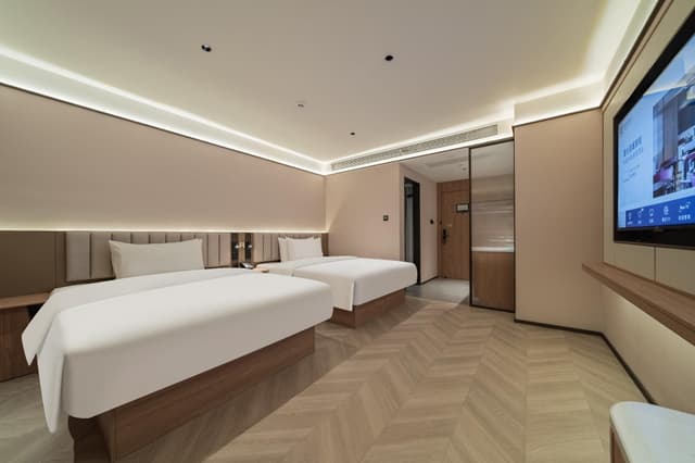 Huazhu - Family Room