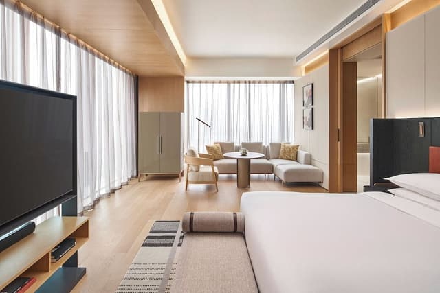 Deluxe Room, 1 King Bed