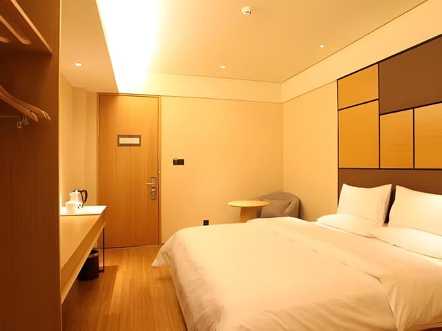 Double Room (No Window)
