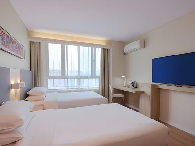 Guestroom (2 beds)