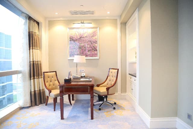Executive Premium Suite