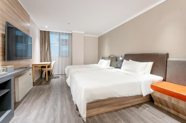 Huazhu - Twin Room