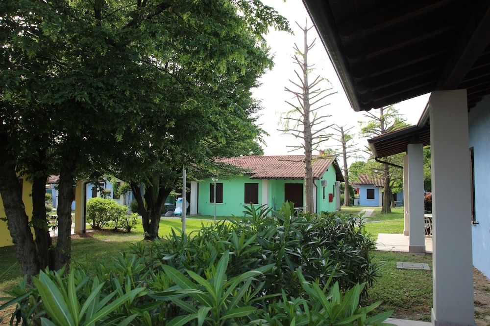 The Garda Village4