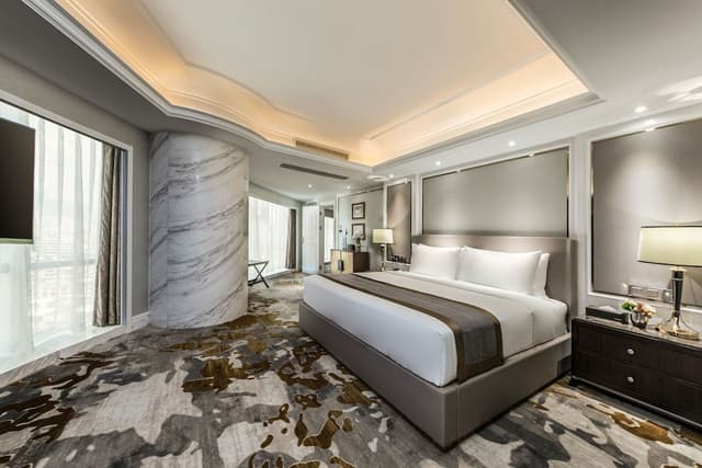 Deluxe Suite, 1 King Bed, Non Smoking