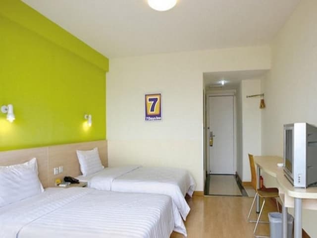 7 Days - Zizhu Twin Room