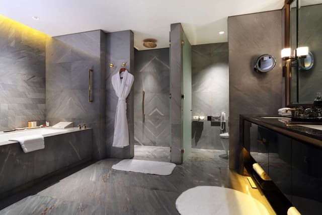 KING DELUXE SUITE