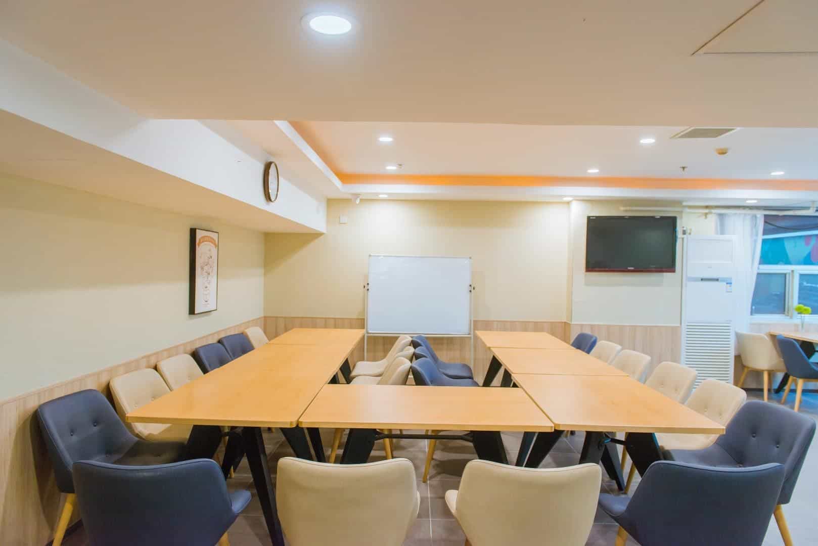 Hanting Hotel Ji'nan Luoyuan Main Street Foshan Street Hanting Hotel Ji'nan Luoyuan Main Street Foshan Street