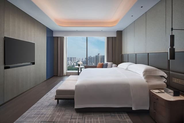 Suite, 2 Bedrooms, Garden View