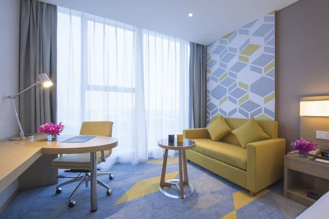 Standard Room, 2 Twin Beds, Lake View