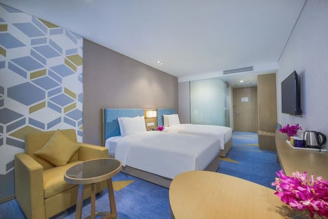 Standard Room, 2 Twin Beds, Lake View