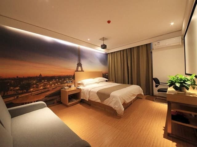 GTI - Feature 1 Bed Room, Yingshi