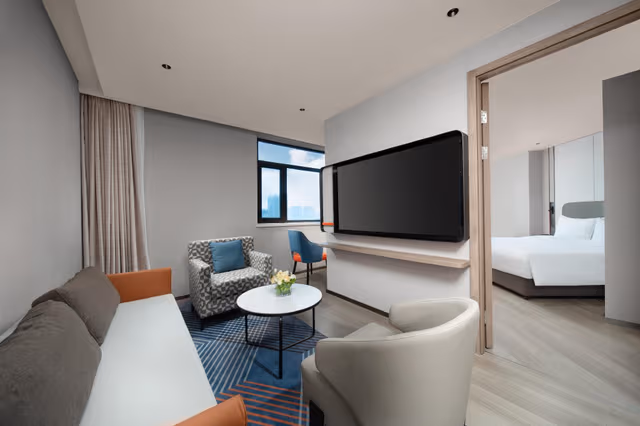 1 Bedroom Suite