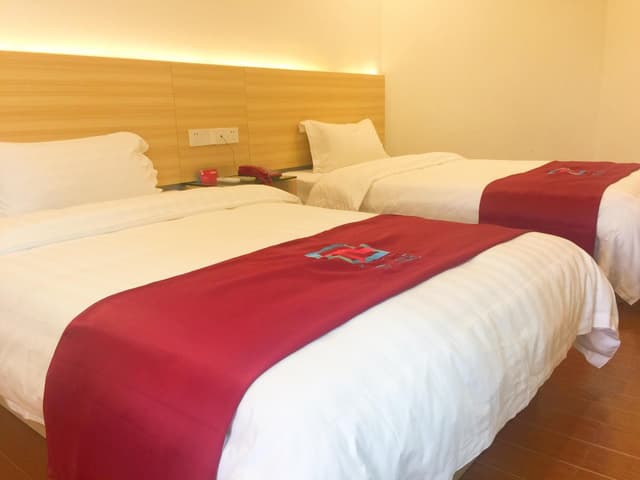 PAI Huixuan Twin Room