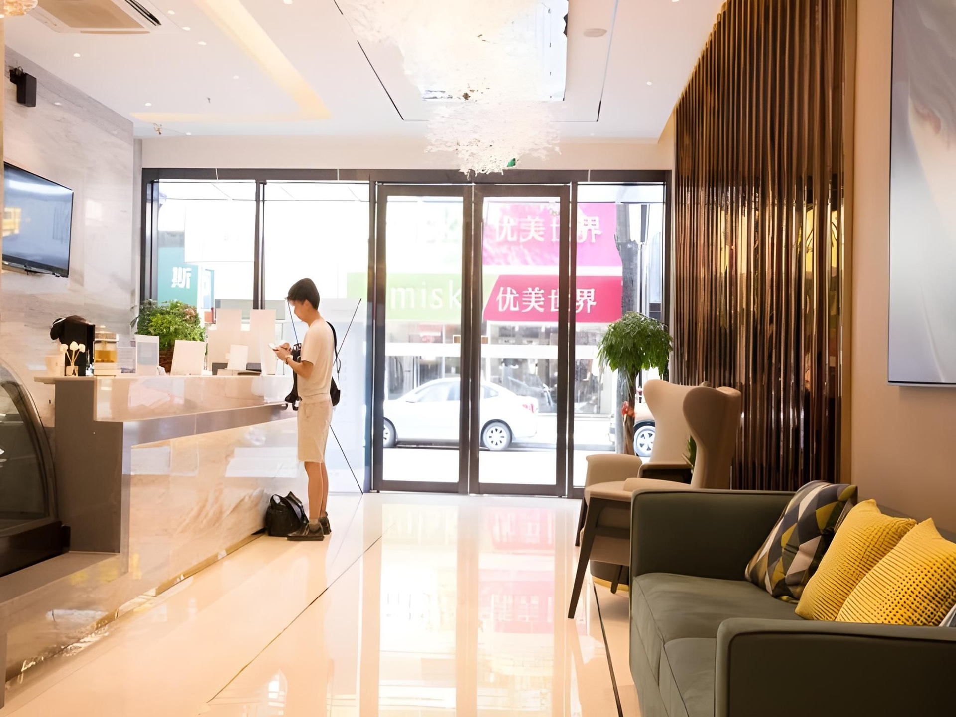 โรงแรมซิตี้ คอมฟอร์ต อินน์ จูไห่ โดวเหมิน ต้าซิน ซินตูฮุย ถนนคนเดิน (City Comfort Inn Zhuhai Doumen Daxin Xinduhui Pedestrian Street)2