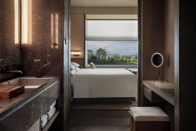 Suite King with Private Garden