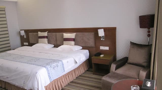 Superior King Room