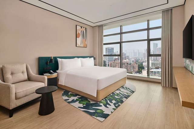 KING DELUXE SUITE